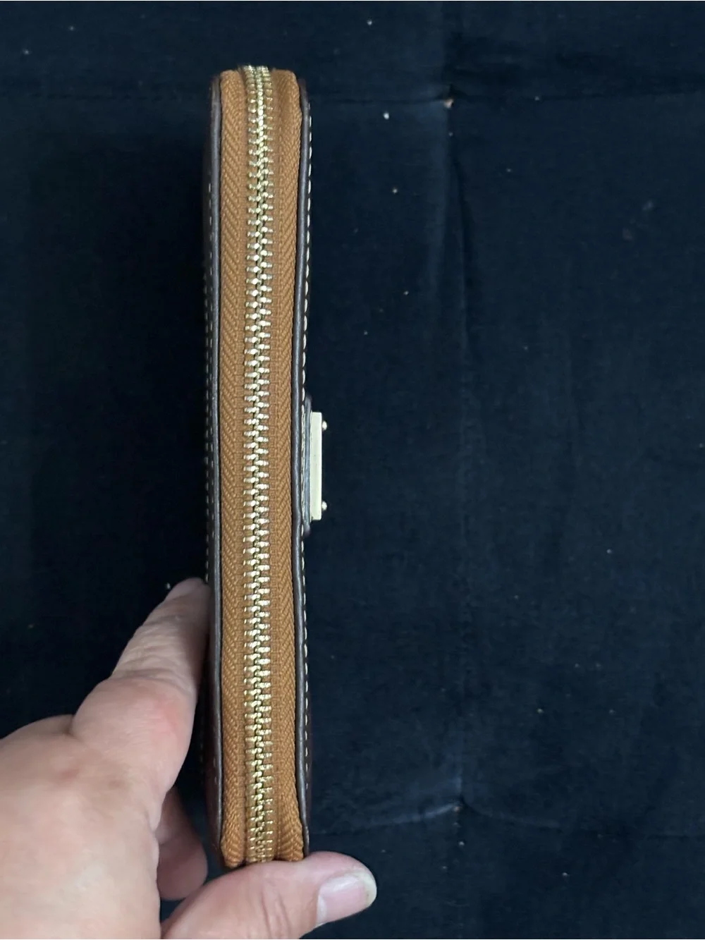 Dooney & Bourke Dark Brown Pebbled Leather Zip Wallet with Tan Trim - Picture 4 of 9